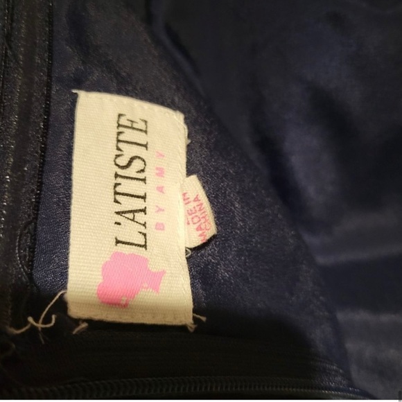 L'atiste Floral Print Romper Blue Size Large. - Picture 8 of 8